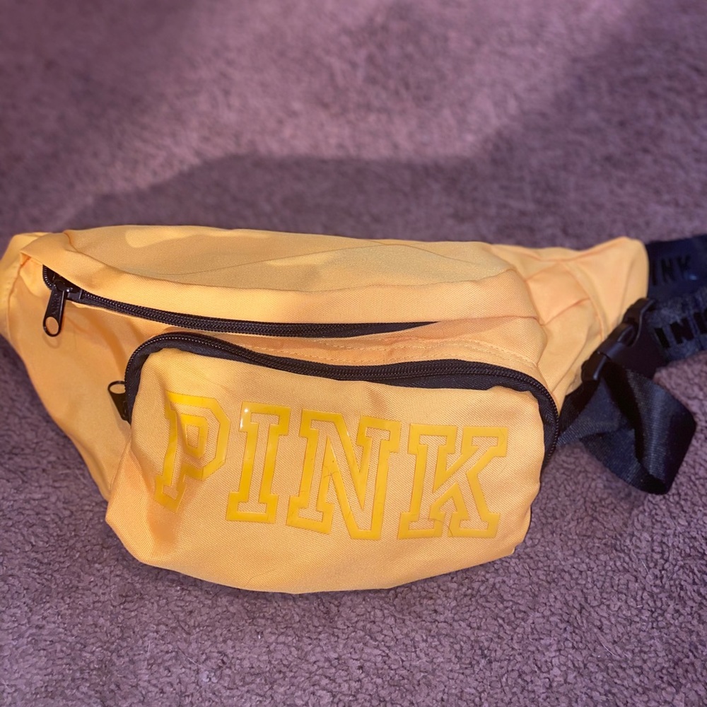 VS Pink Fanny pack